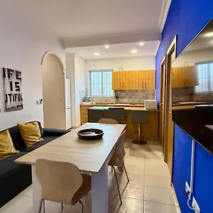 Turistico Ciudad Jardin - Nervion. Apartamento