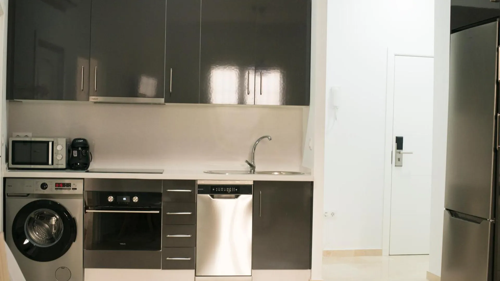 Apartamentos La Pila Del Pato 세비야