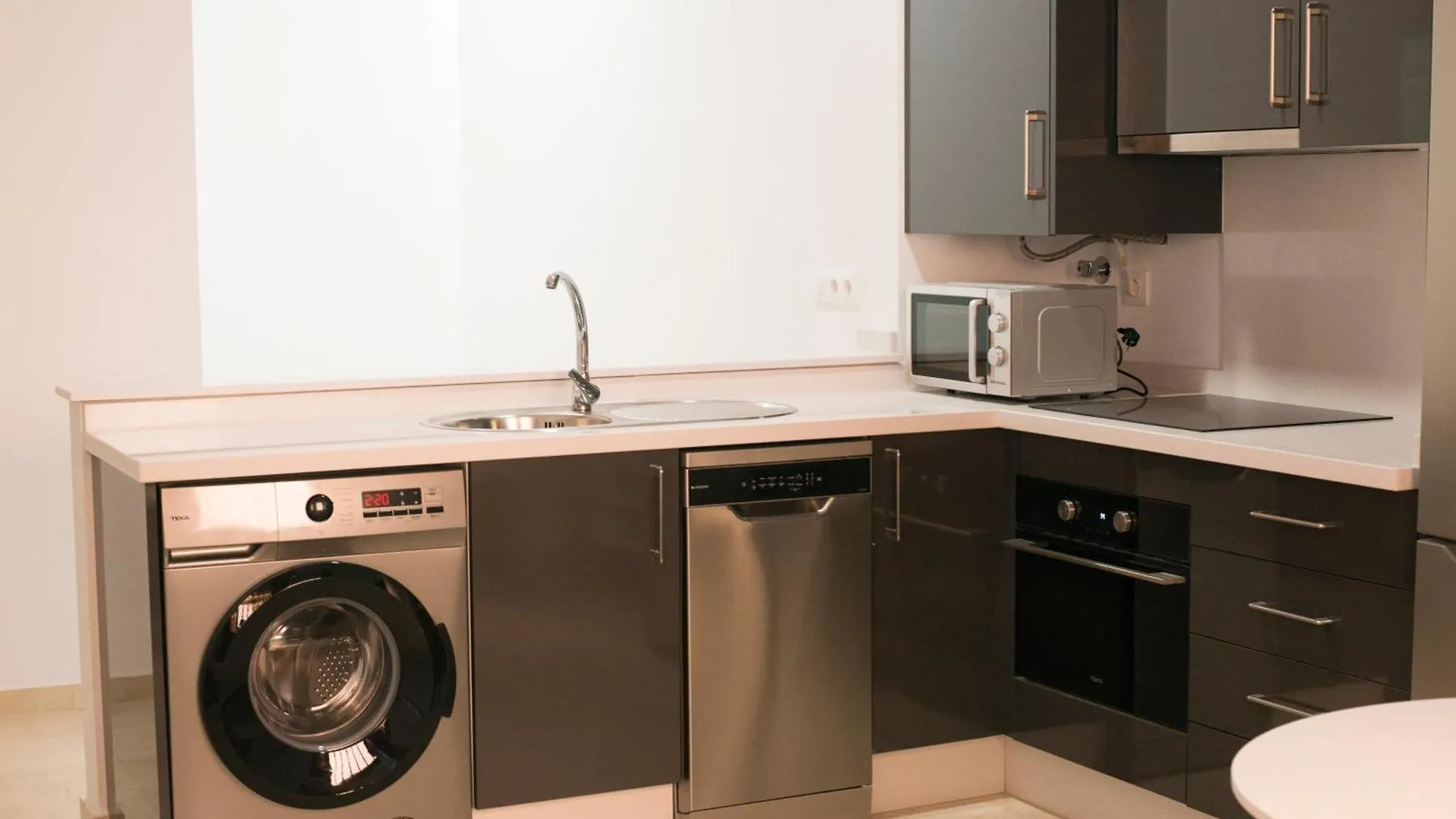 Apartamentos La Pila Del Pato Seville